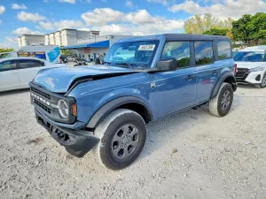 Ford Bronco 2.3L 4 2025