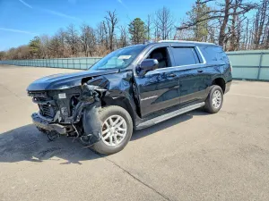 Chevrolet Suburban 5.3L 8 2021