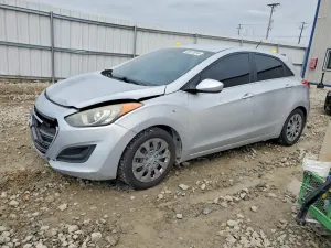 Hyundai Elantra 2.0L 4 2016