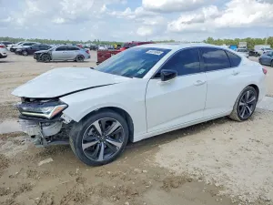 Acura TLX 2.0L 4 2024
