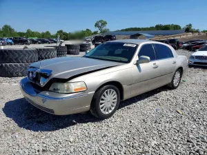 Lincoln Town Car 4.6L 8 2003
