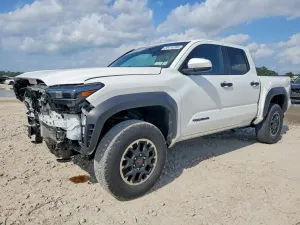Toyota Tacoma 2.4L 4 2025