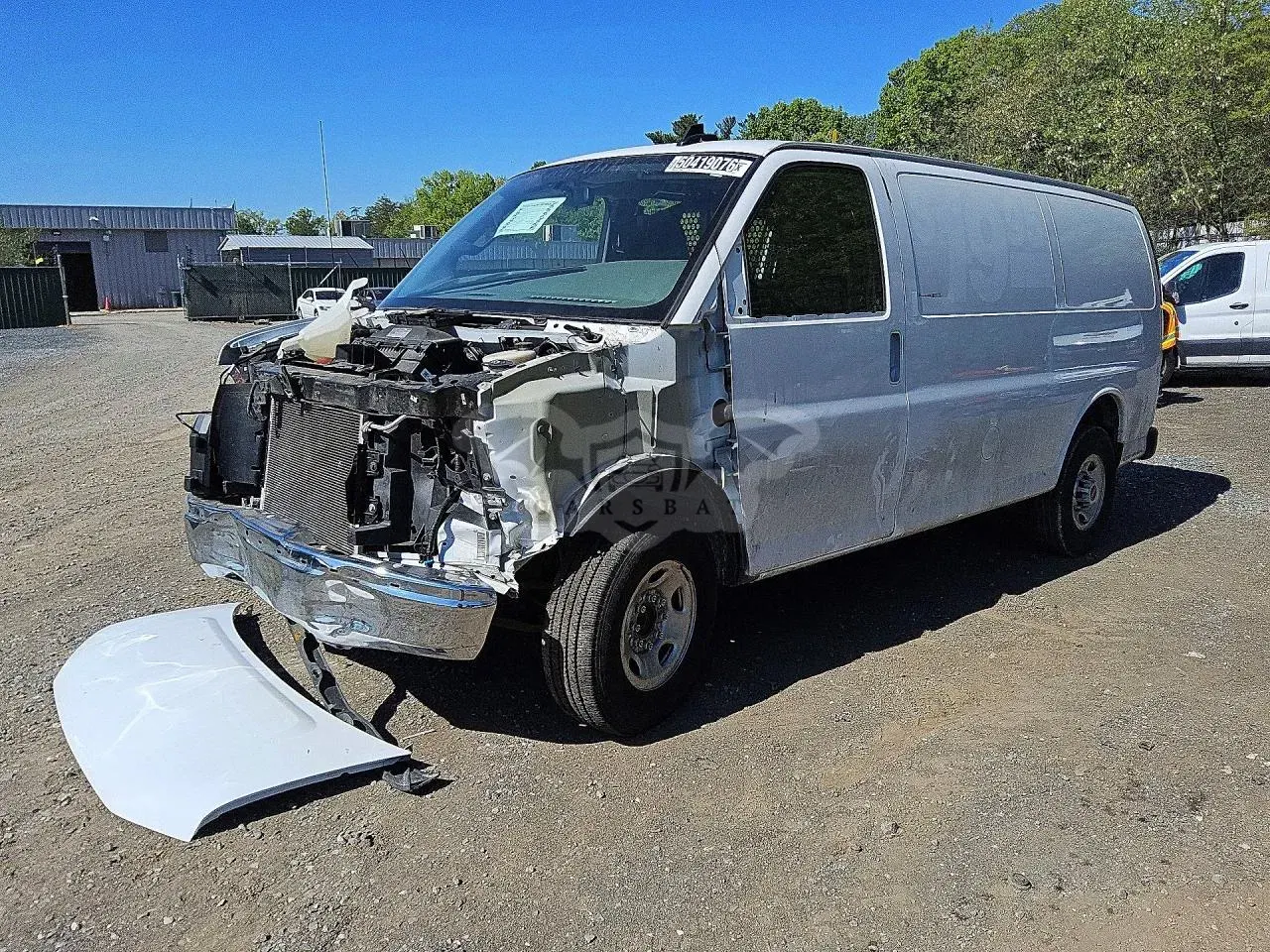 GMC Savana 4.3L 6 2024