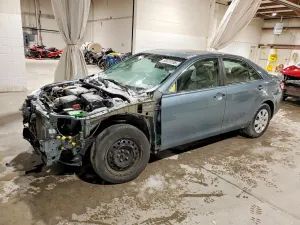 Toyota Camry 2.5L 4 2010
