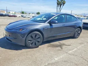 Tesla Model 3 2024