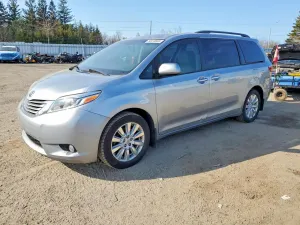 Toyota Sienna 3.5L 6 2017