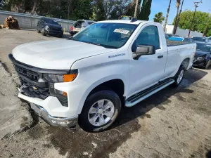 Chevrolet Silverado 1500 5.3L 8 2025