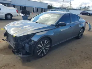 Nissan Altima 2.5L 4 2019
