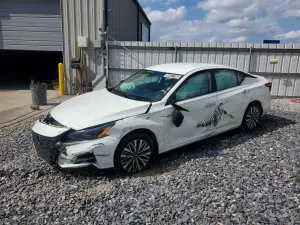 Nissan Altima 2.5L 4 2025