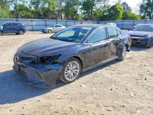 Toyota Camry 2.5L 4 2020