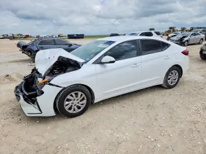 Hyundai Elantra 2.0L 4 2019