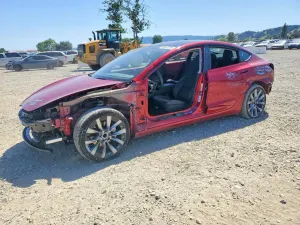 Tesla Model 3 2025
