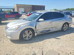 Nissan Altima 3.5L 6 2011