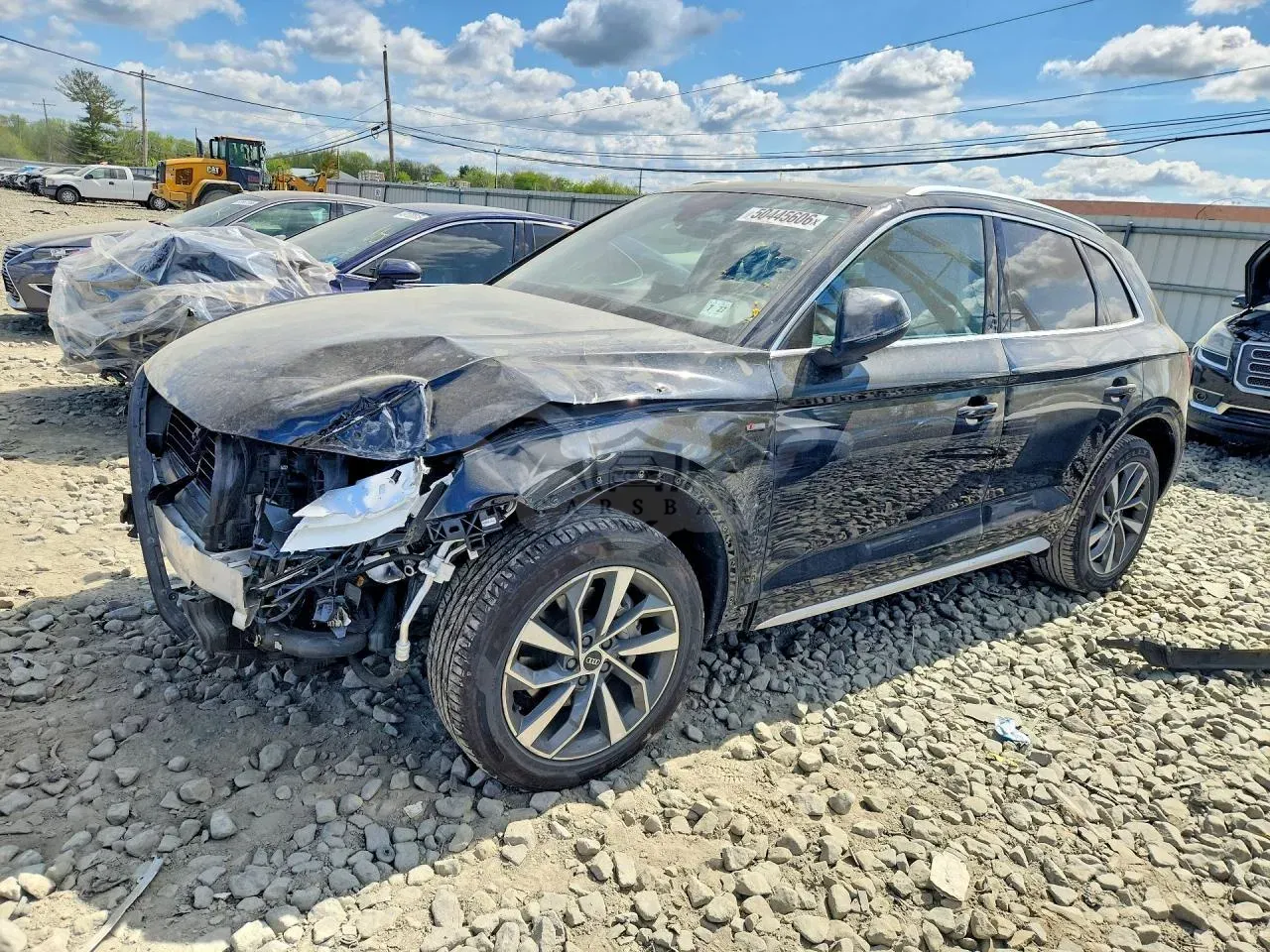 Audi Q5 2.0L 4 2022
