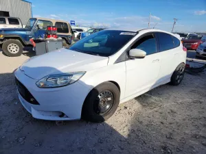 Ford Focus 2.0L 4 2014
