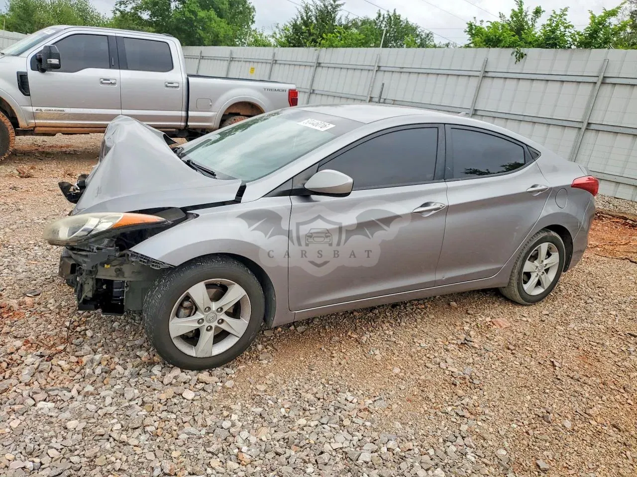 Hyundai Elantra 2013