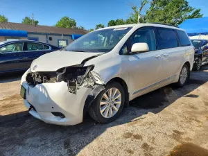 Toyota Sienna 3.5L 6 2012