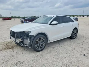 Audi Q8 3.0L 6 2023