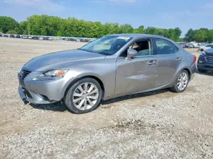 Lexus IS 2.0L 4 2016