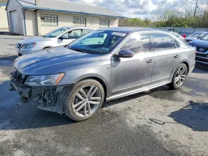 Volkswagen Passat 1.8L 4 2017