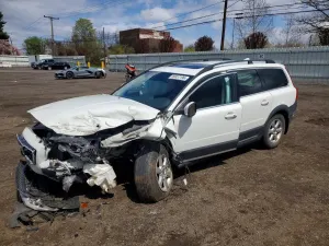 Volvo XC70 3.2L 6 2013