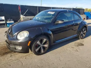 Volkswagen Beetle 2.0L 4 2013