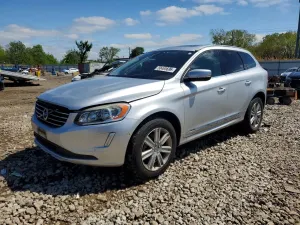 Volvo XC60 2.0L 4 2016