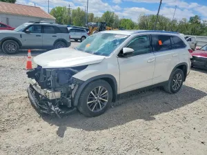 Toyota Highlander 3.5L 6 2019