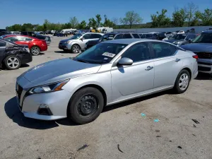 Nissan Altima 2.5L 4 2021