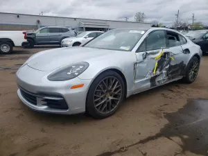 Porsche Panamera 3.0L 6 2018