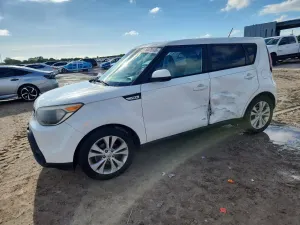 Kia Soul 2.0L 4 2015