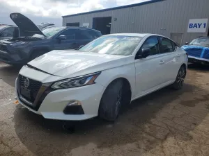 Nissan Altima 2.5L 4 2021