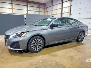 Nissan Altima 2.5L 4 2025