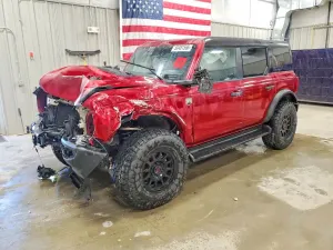 Ford Bronco 2.3L 4 2025