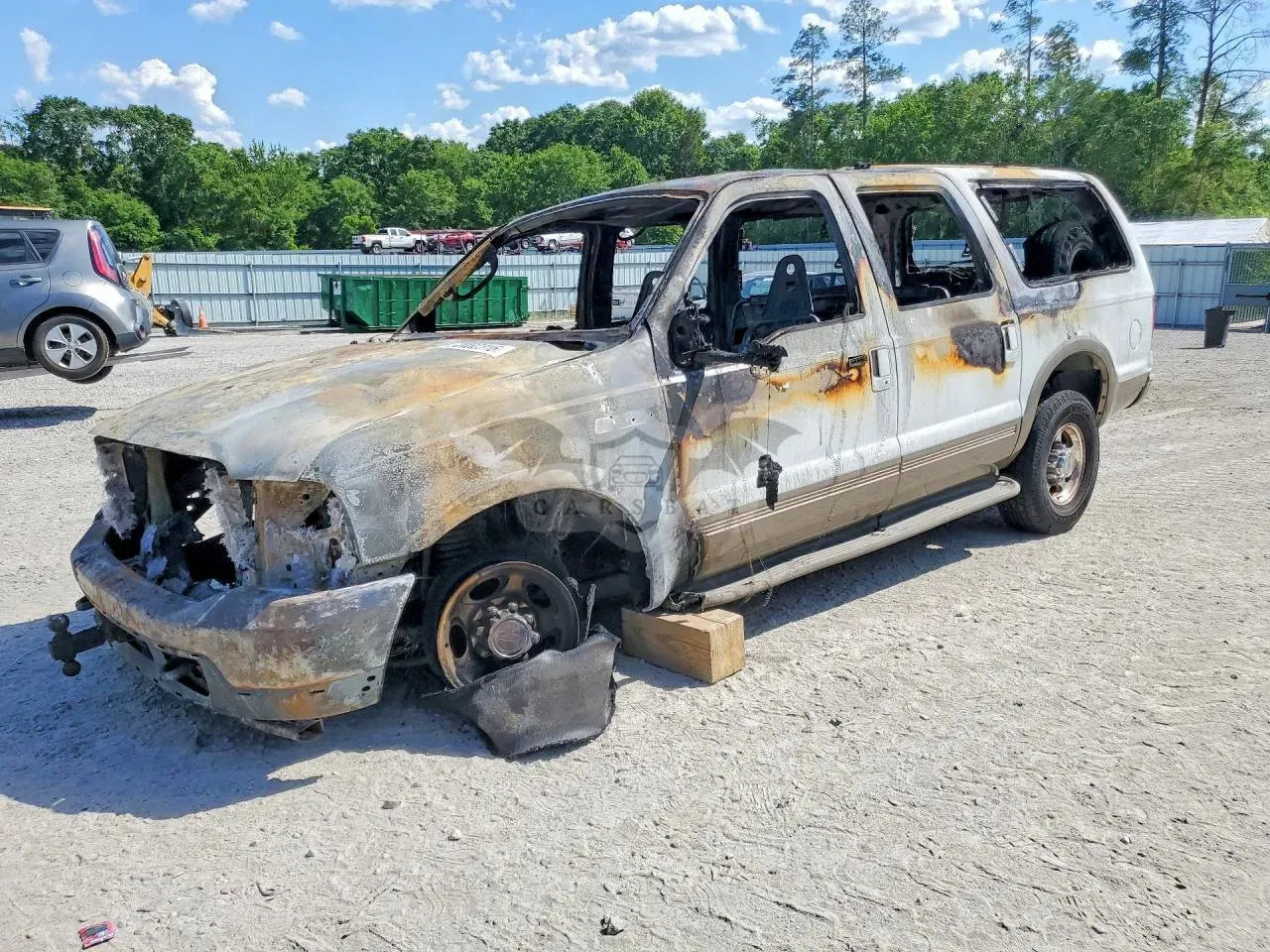 Ford Excursion 6.8L 10 2003