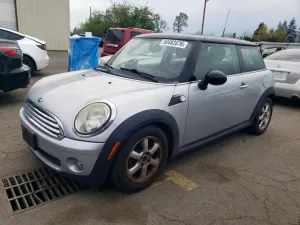 Mini Cooper 1.6L 4 2010