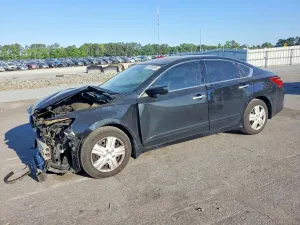 Nissan Altima 2.5L 4 2017