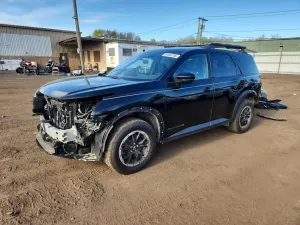 Nissan Pathfinder 3.5L 6 2023
