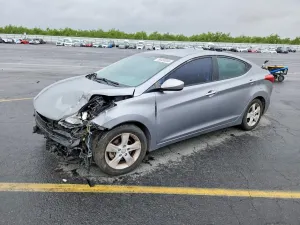 Hyundai Elantra 1.8L 4 2013