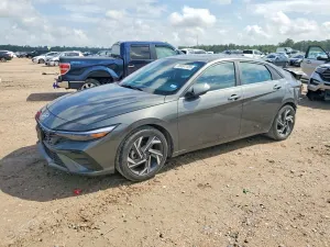 Hyundai Elantra 2.0L 4 2024