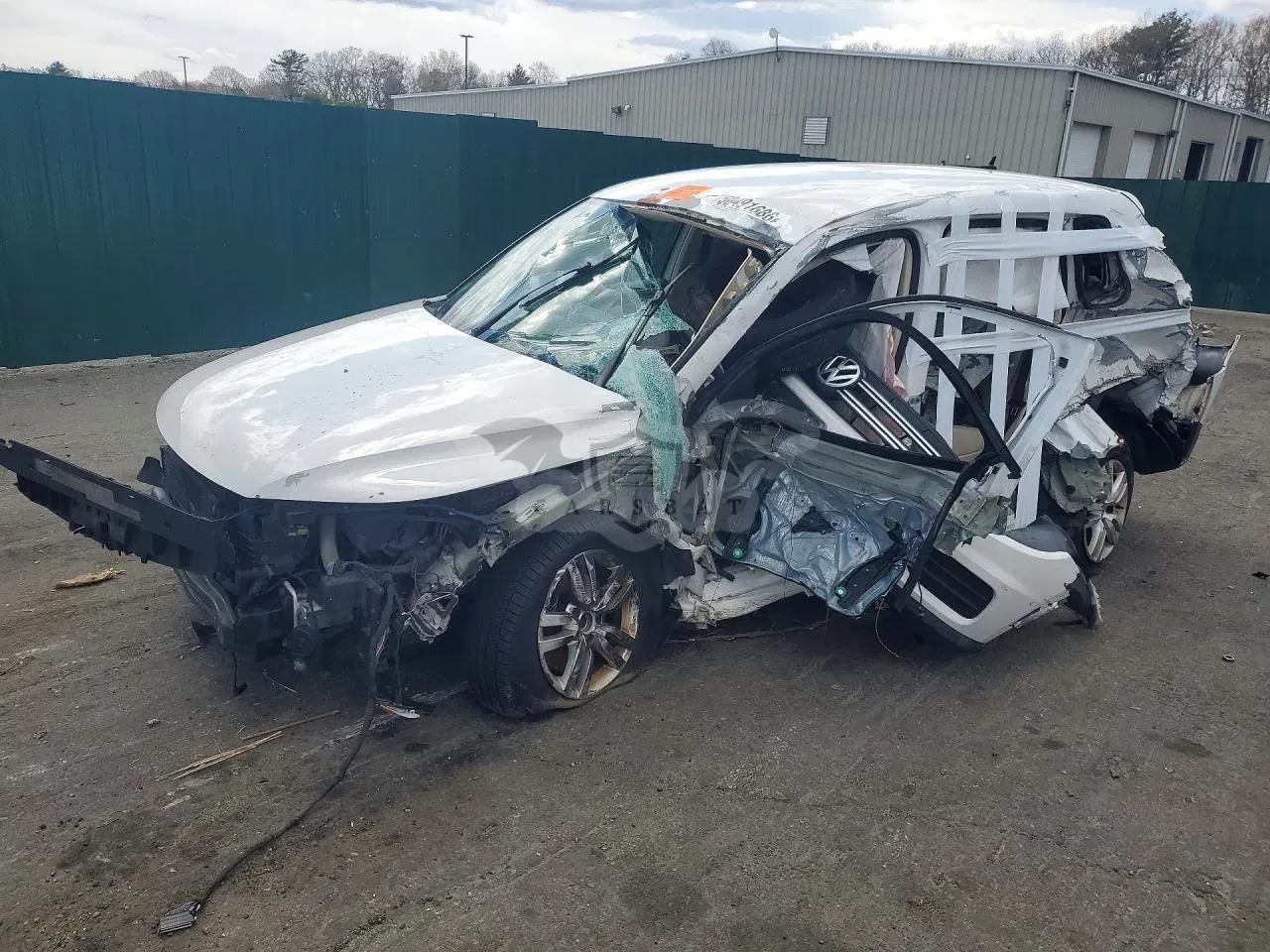 Volkswagen Tiguan 2.0L 4 2012
