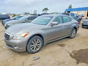 Infiniti M37 3.7L 6 2013
