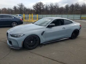 BMW M4 3.0L 6 2022