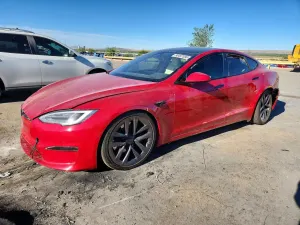 Tesla Model S 2021