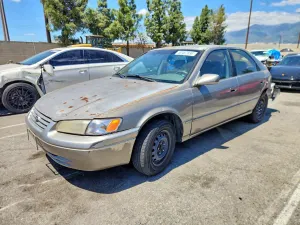 Toyota Camry 2.2L 4 1998