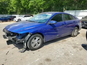 Hyundai Elantra 2.0L 4 2025