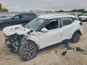 Nissan Kicks 1.6L 4 2022