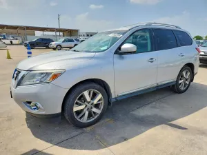 Nissan Pathfinder 3.5L 6 2014