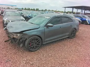 Volkswagen Jetta 2.0L 4 2014