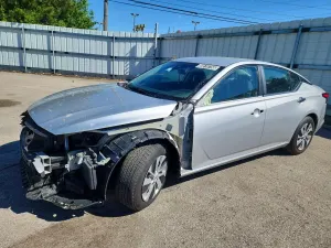 Nissan Altima 2.5L 4 2023